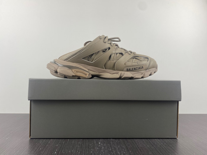 blcg wmns track mule