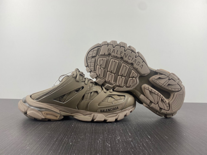 blcg wmns track mule