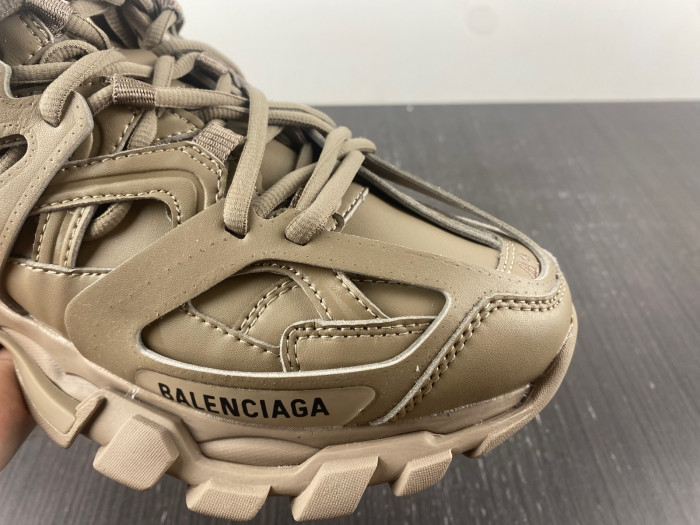 blcg wmns track mule