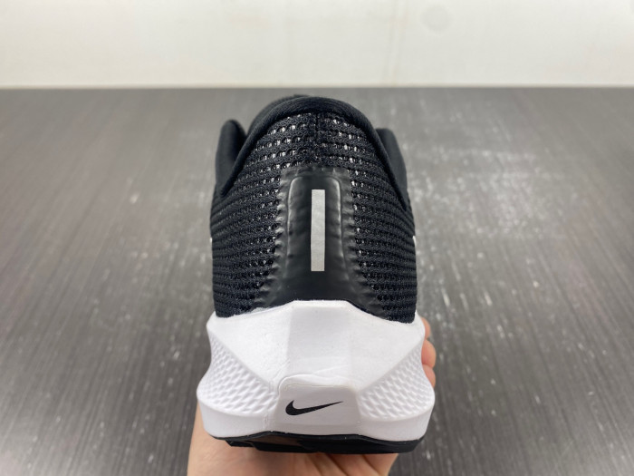 nike air zoom pegasus 40 wide