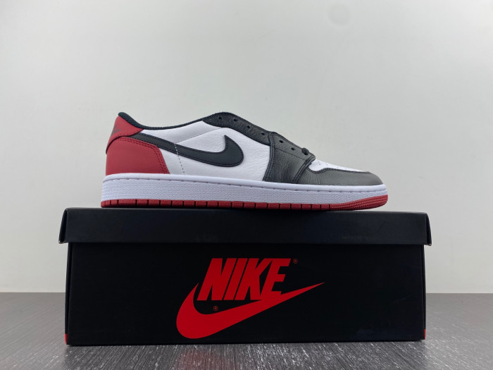 air jordan 1 low og "black toe" cz0790-106