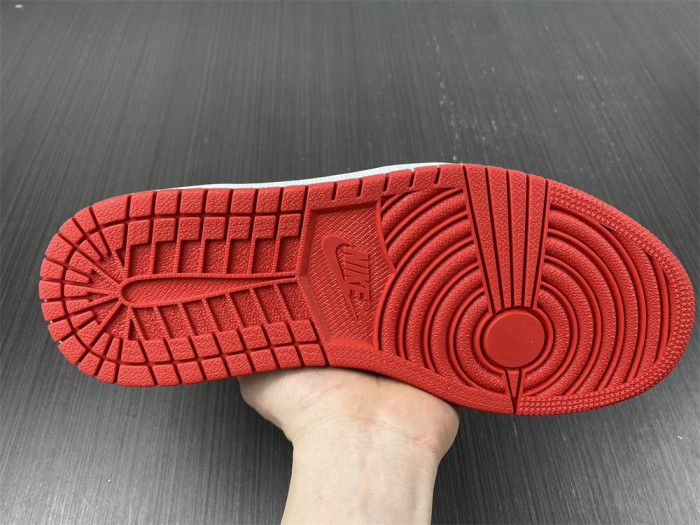 jordan 1 retro 1 high black gym red 555088-161