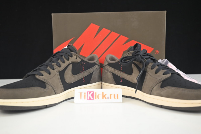 air jordan 1 travis scott x low cq4277-001