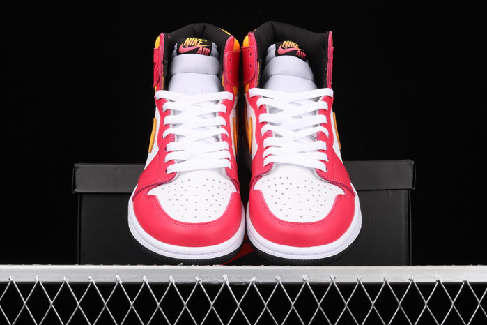 air jordan 1 retro high og light fusion red 555088-603