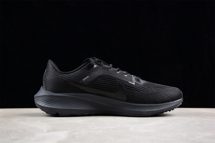 nike air zoom pegasus 40