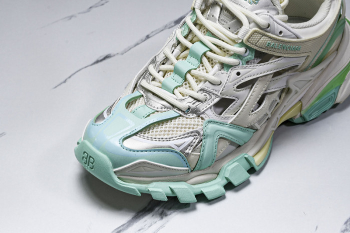 blcg track.2 sneaker