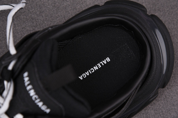 blcg wmns track mule