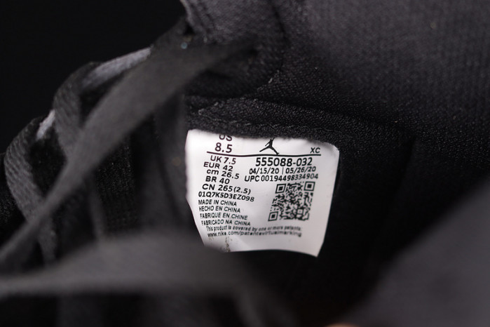 air jordan 1 retro high black metallic gold (2020) 555088-032