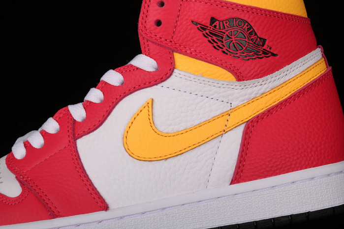 air jordan 1 retro high og light fusion red 555088-603