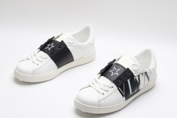 v*lentino sneakers va1085-239