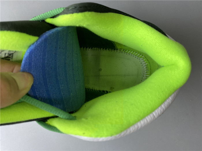 air jordan 13 retro oregon ducks pe ar4390-313