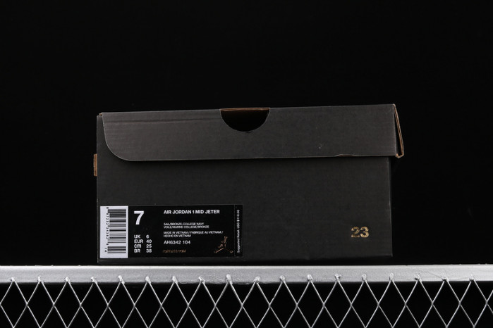 air jordan 1 retro mid jeter - ah6342-104