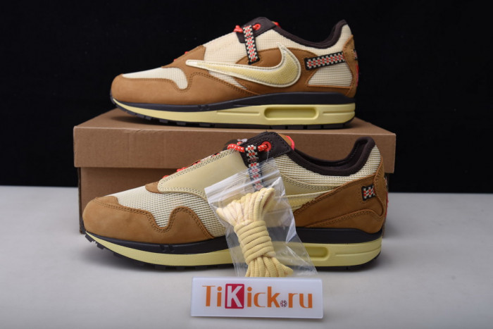 travis scott x nike air max 1 wheat do9392-701